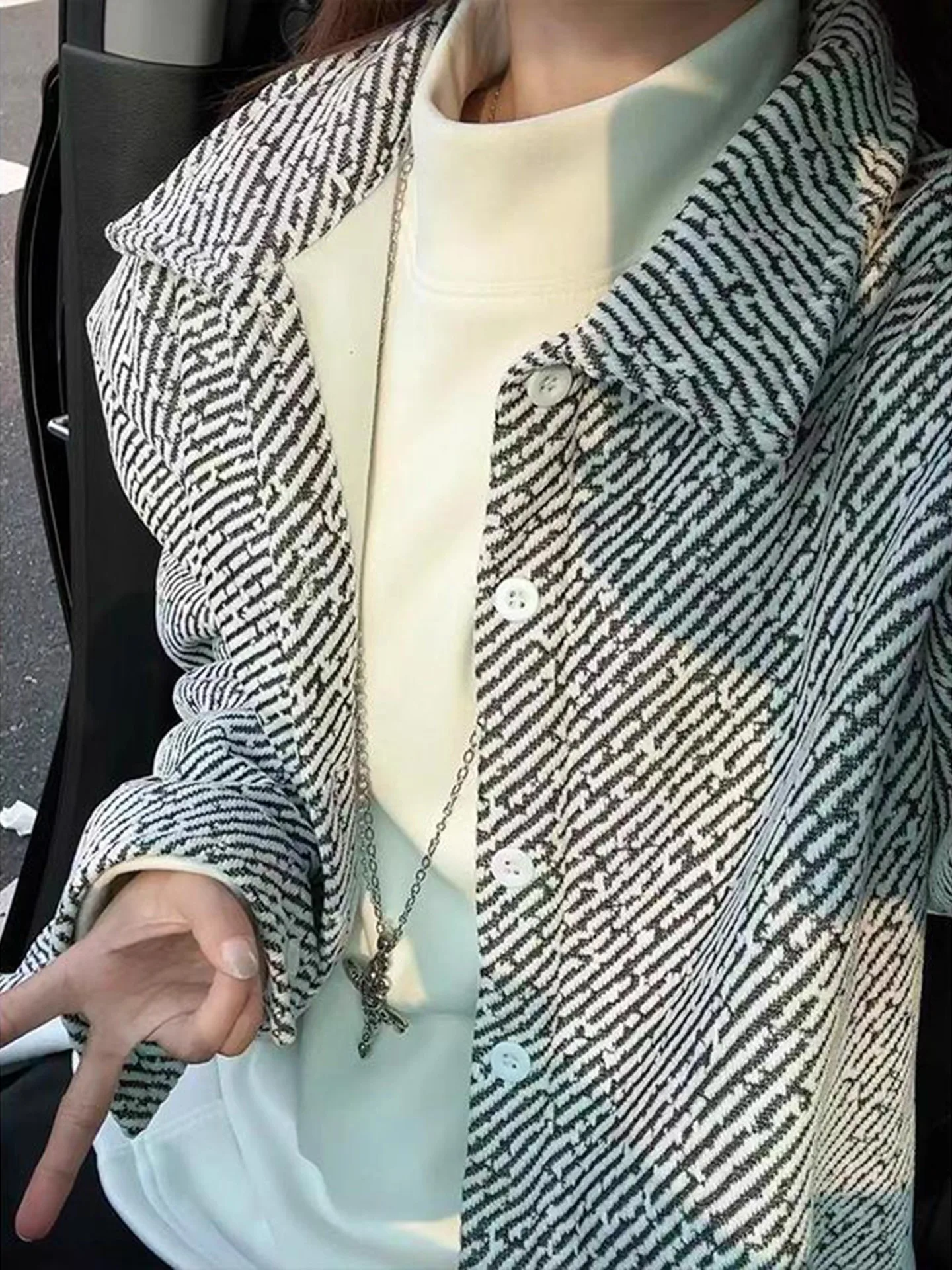 Мужская зимняя трикотажная одежда Fce на подкладке Long Sve, свободная посадка, повседневная термобелье, верхняя одежда с белыми глазами и воротником с текстурой
Мужская зимняя трикотажная одежда Fce на подкладке Long Sve, свободная посадка, повседневная термобелье, верхняя одежда с белыми глазами и воротником с текстурой