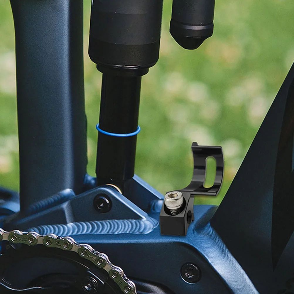 Bike Shifter Connector Aluminum Alloy Durable Small Size Light Weight H Adapter Variable Integrator Bike Adapter
Bike Shifter Connector Aluminum Alloy Durable Small Size Light Weight H Adapter Variable Integrator Bike Adapter