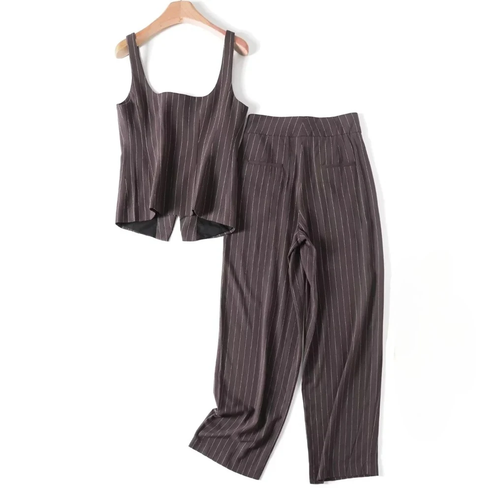 ZBZA Women Striped Cropped Vest Trousers Set Square Neck Open Back Zip Top High Waist Straight Pants Spring Summer New Chic Suit
ZBZA Women Striped Cropped Vest Trousers Set Square Neck Open Back Zip Top High Waist Straight Pants Spring Summer New Chic Suit