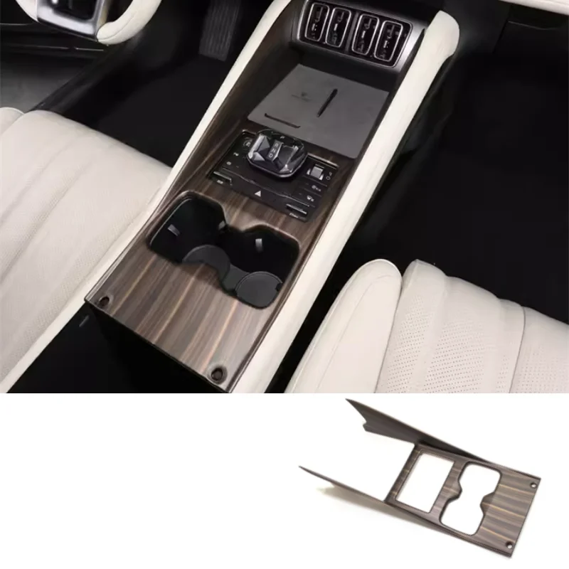 Декоративные накладки на кнопки управления переключением передач для BYD Song L 2024-2025 (левый руль)
Декоративные накладки на кнопки управления переключением передач для BYD Song L 2024-2025 (левый руль)