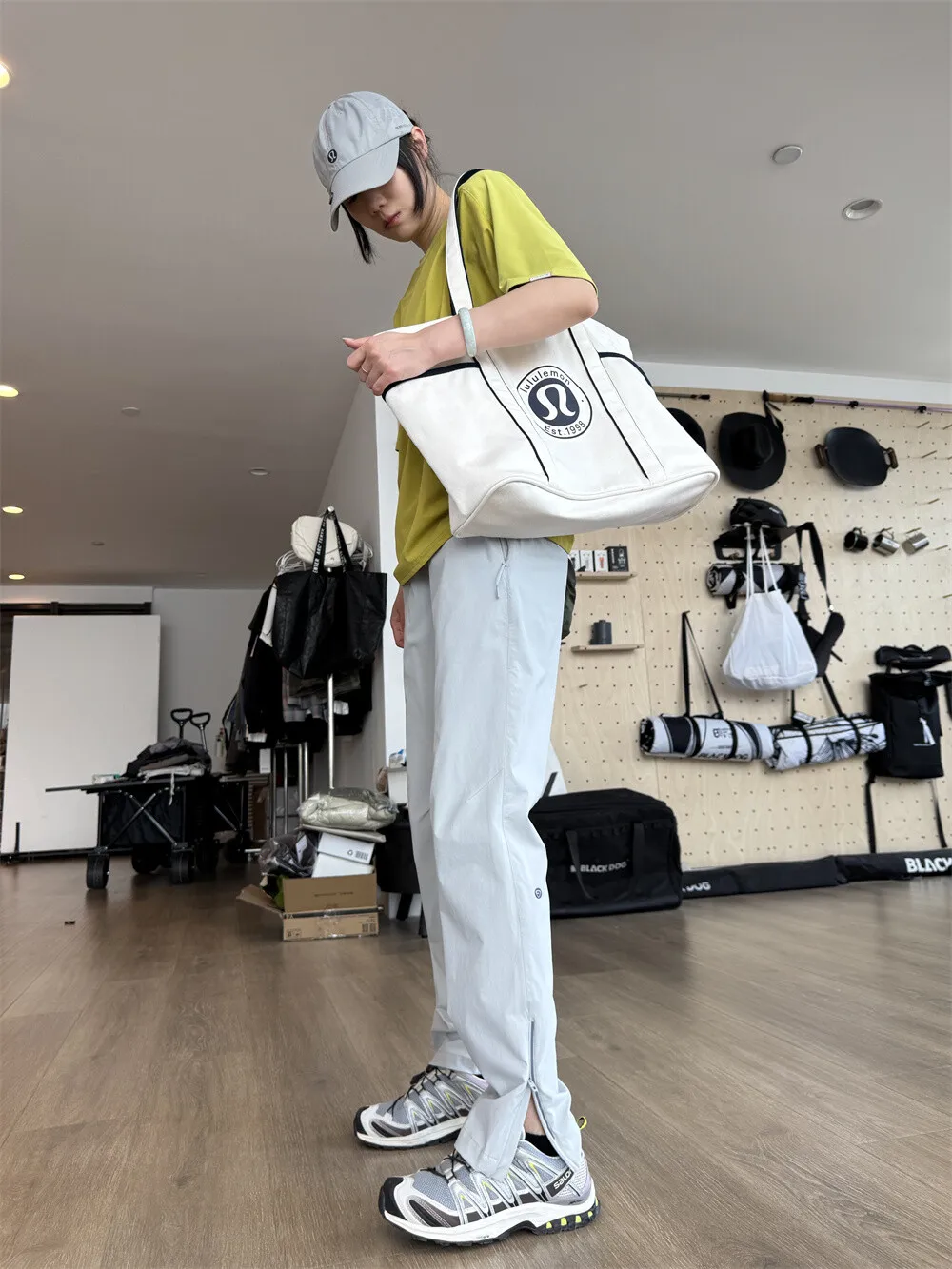 Мужские летние модные брюки для скалолазания на открытом воздухе с сухой молнией American Sle Qui, прямые брюки для спецодежды, Urban Sle
Мужские летние модные брюки для скалолазания на открытом воздухе с сухой молнией American Sle Qui, прямые брюки для спецодежды, Urban Sle