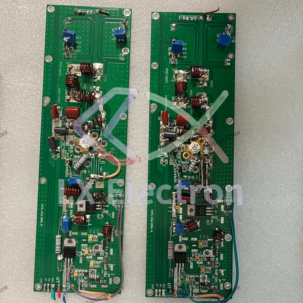1pcs 50W 48V 78-108MHz, Dual RD01MUS2B drive, RD15HVF1 boost MRF148A/BLF175 Transistors tested, PCB untested.
1pcs 50W 48V 78-108MHz, Dual RD01MUS2B drive, RD15HVF1 boost MRF148A/BLF175 Transistors tested, PCB untested.