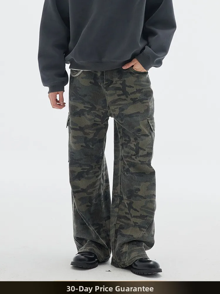 Американские ретро-брюки в камуфляжном стиле для мужчин, осенние, свободные, широкие, повседневные, с множеством карманов, прямого кроя
Американские ретро-брюки в камуфляжном стиле для мужчин, осенние, свободные, широкие, повседневные, с множеством карманов, прямого кроя