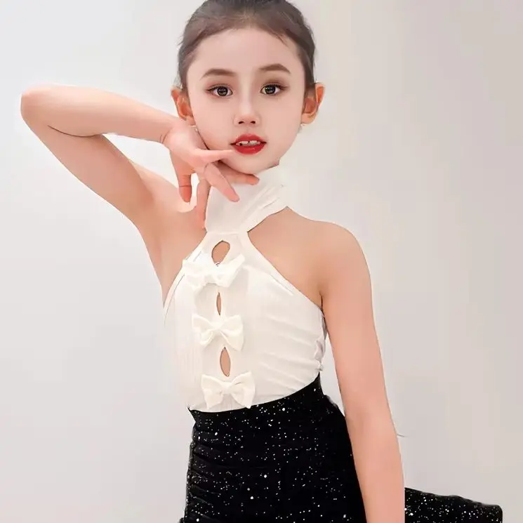 Children's Latin dance outfit Girls' summer new style popular Latin dance practice suit Children's dance performance set 2026
Children's Latin dance outfit Girls' summer new style popular Latin dance practice suit Children's dance performance set 2026