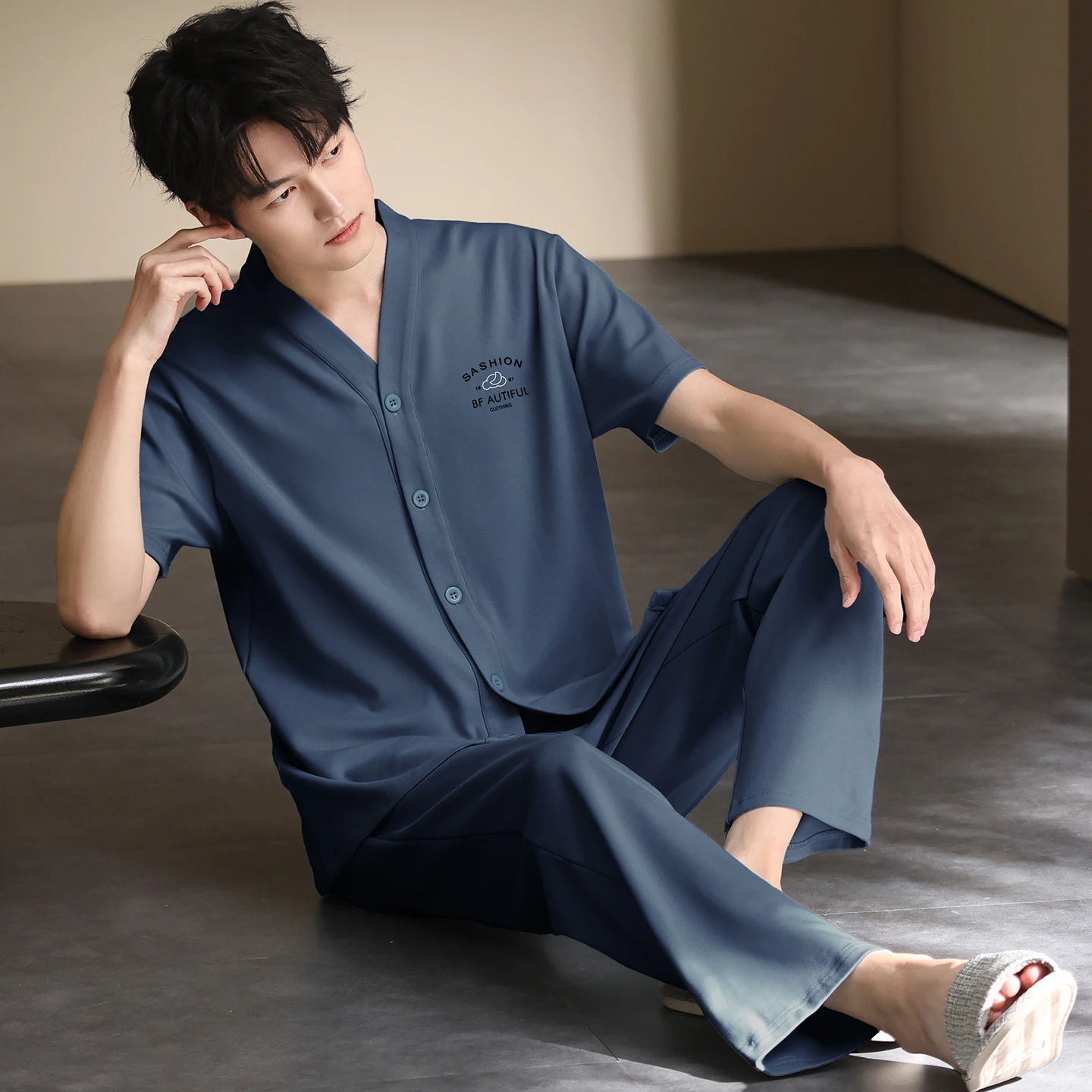 Mens Full Cotton Pajamas Set Summer Short Sleeve Cardigan Kimono Tops Long Pants Pyjamas Male Sleepwear Set V-Neck Loungewear7XL
Mens Full Cotton Pajamas Set Summer Short Sleeve Cardigan Kimono Tops Long Pants Pyjamas Male Sleepwear Set V-Neck Loungewear7XL