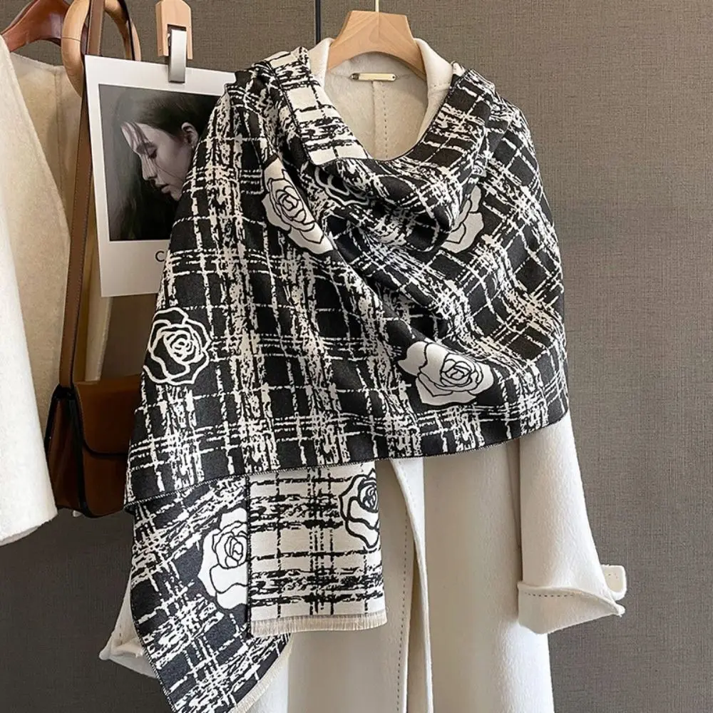 Fashion Winter Pashmina Scarves Cashmere Thickned Blanket Scarf Warm Cold Proof Shawl Wraps for Women
Fashion Winter Pashmina Scarves Cashmere Thickned Blanket Scarf Warm Cold Proof Shawl Wraps for Women