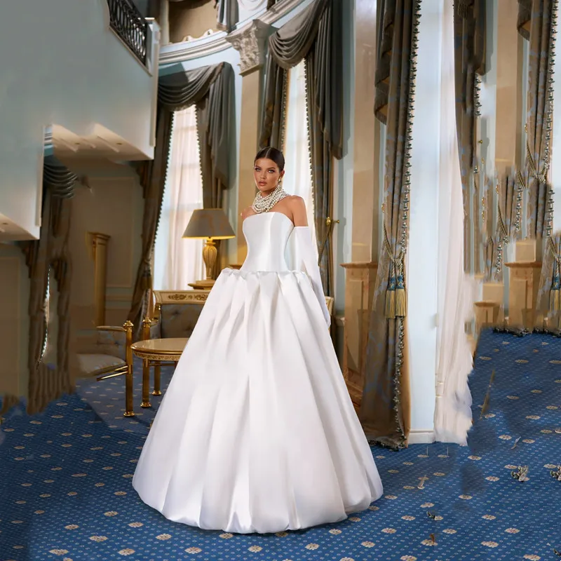 Classic Satin White Ball Gowns Simple Sleeveless Beach Wedding Dresses Sexy Open Back with Lace-up Bride Gowns Sweep Train 2026
Classic Satin White Ball Gowns Simple Sleeveless Beach Wedding Dresses Sexy Open Back with Lace-up Bride Gowns Sweep Train 2026