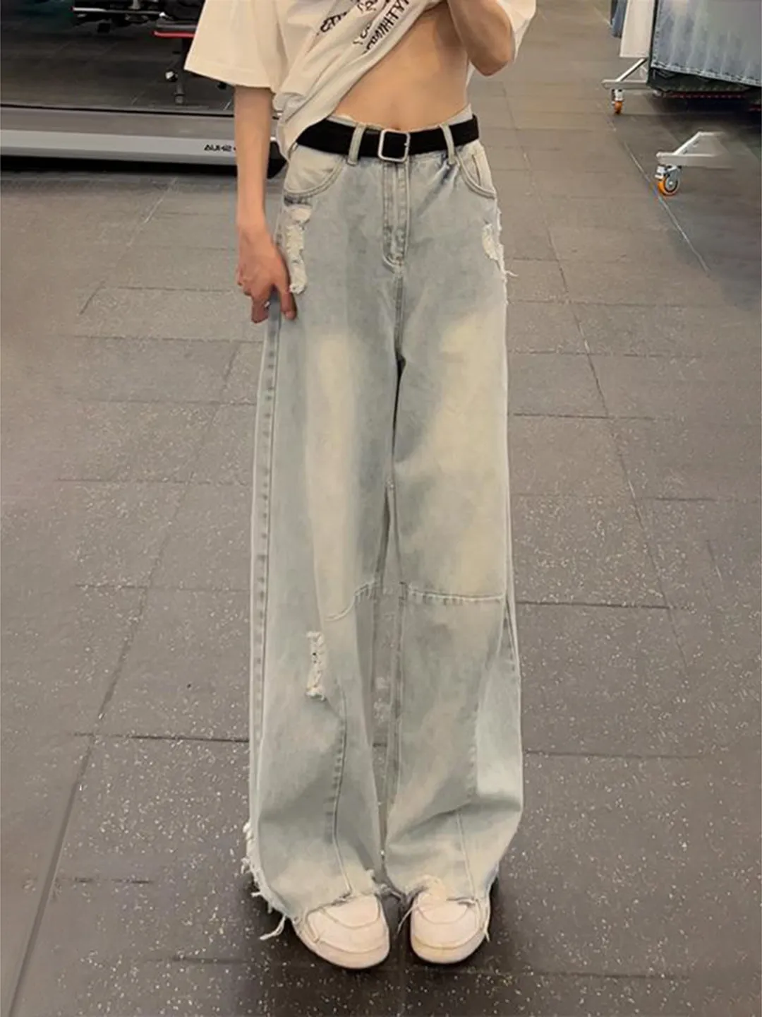 Light Blue Ripped Frayed Hem Jeans Men Summer Thin Micro Flared Knife Pants American High Street Workwear Wide Leg Pants
Light Blue Ripped Frayed Hem Jeans Men Summer Thin Micro Flared Knife Pants American High Street Workwear Wide Leg Pants