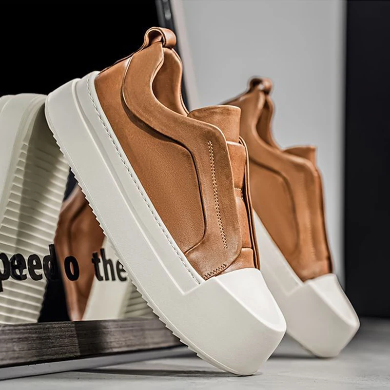 Warrior Retro Brown PU Leather Men's Shoes Trend Slip-on Platform Casual Sneakers Design High Street Walking Shoes
Warrior Retro Brown PU Leather Men's Shoes Trend Slip-on Platform Casual Sneakers Design High Street Walking Shoes