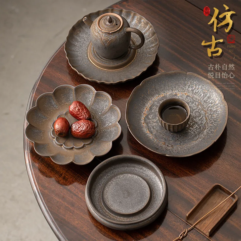 Japanese Gilt Iron Glaze Pot Bearing Kiln Ceramic Kung Fu Teapot Holder Pot Pad Dry Soaking Small Tray Tea Tray
Japanese Gilt Iron Glaze Pot Bearing Kiln Ceramic Kung Fu Teapot Holder Pot Pad Dry Soaking Small Tray Tea Tray