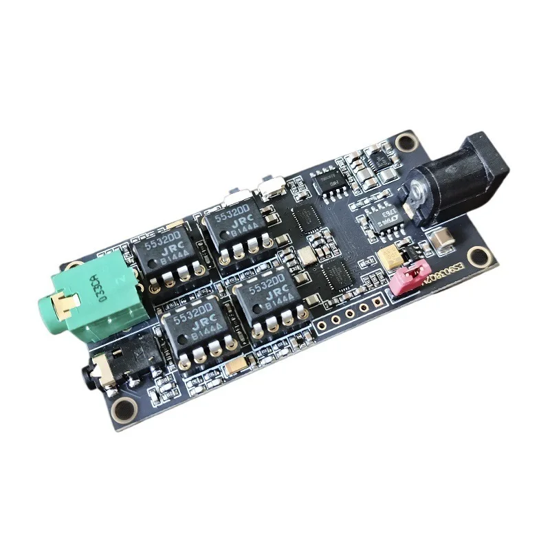 Dual ES9038Q2M decoder board I2S input ES9038 asynchronous USB module can be matched with Italian interface 
Dual ES9038Q2M decoder board I2S input ES9038 asynchronous USB module can be matched with Italian interface