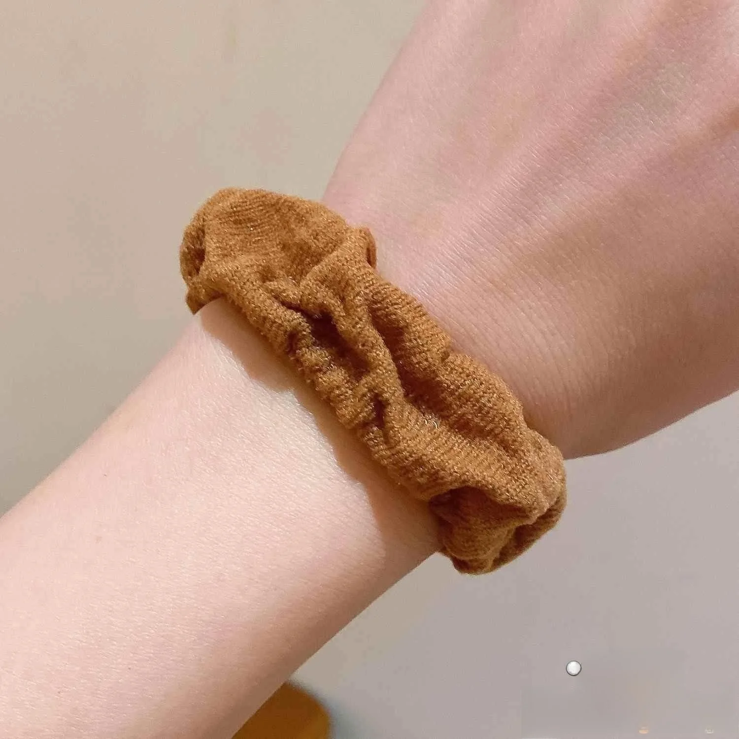 Invisible Gold Bracelet Protection Cover Anti-Collision Invisible Jade Gold Bracelet Jewelry Decoration Half Finger Gloves
Invisible Gold Bracelet Protection Cover Anti-Collision Invisible Jade Gold Bracelet Jewelry Decoration Half Finger Gloves