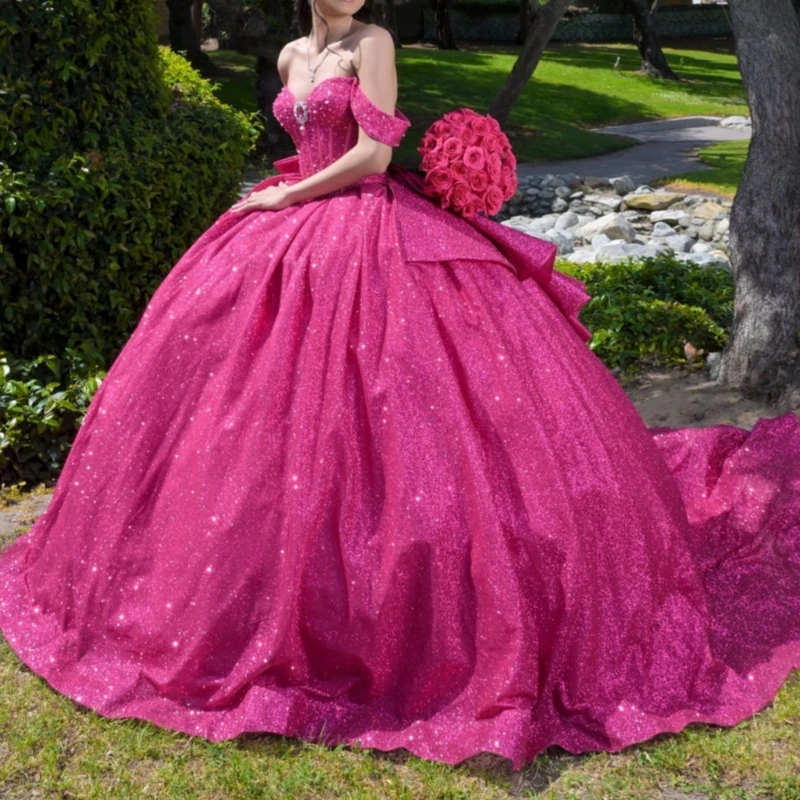 Rose Red Shiny Quinceanera Dresses Off Shoulder Ball Gown Sweet 16 Dress Bow Beading Crystal Tull Birthday Party Vestidos 15 De
Rose Red Shiny Quinceanera Dresses Off Shoulder Ball Gown Sweet 16 Dress Bow Beading Crystal Tull Birthday Party Vestidos 15 De