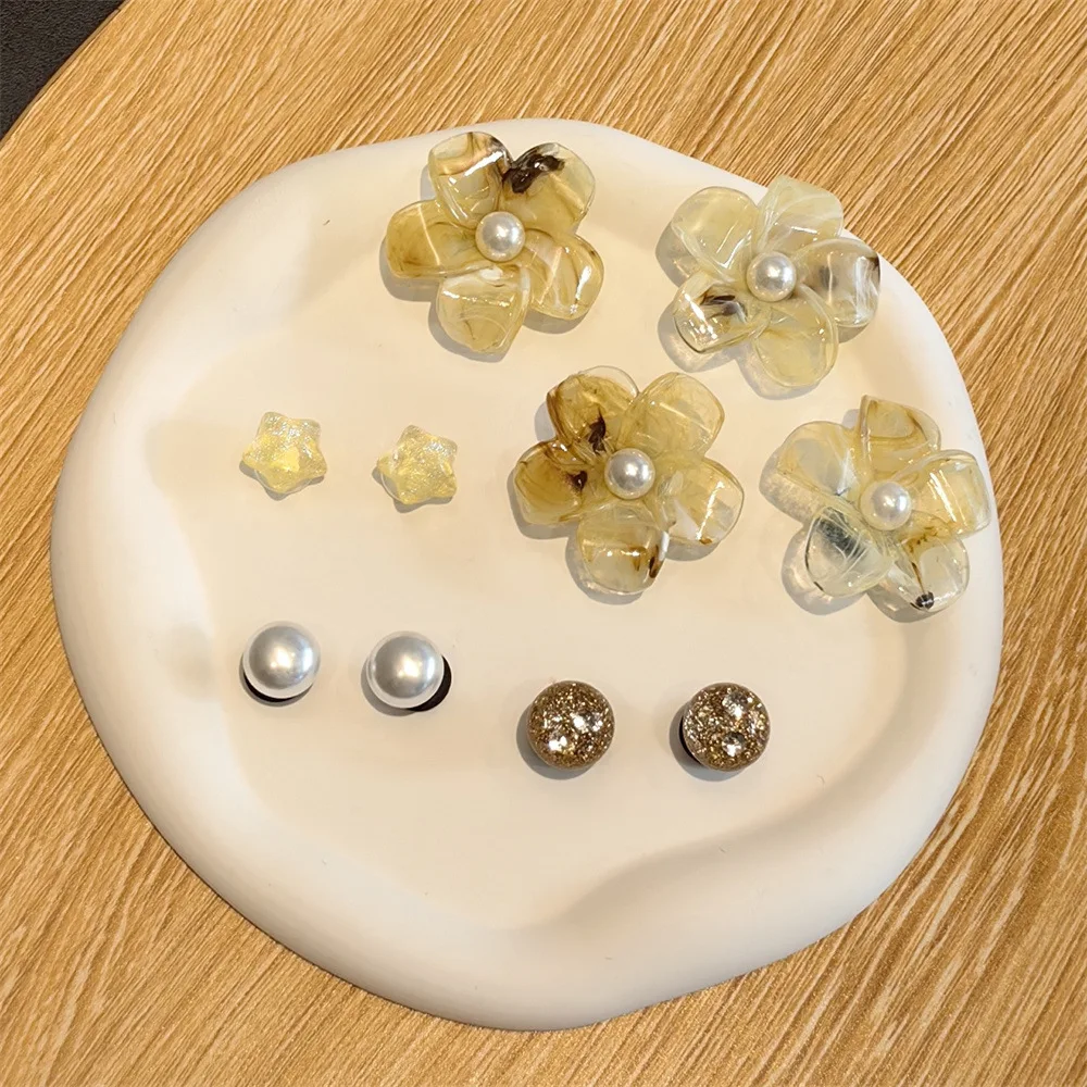 10pcs lot resign Shoe Charms Decoration Buckle 3D eggs-charactors flower bling clear DIY for wristbands clog sandals unisex gift
10pcs lot resign Shoe Charms Decoration Buckle 3D eggs-charactors flower bling clear DIY for wristbands clog sandals unisex gift