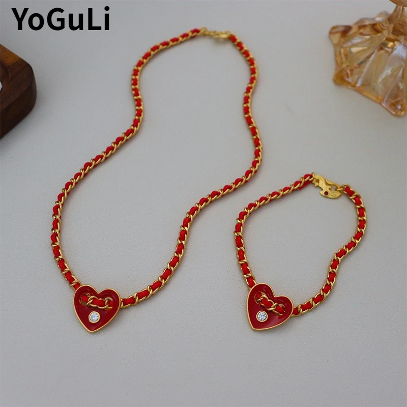 Fashion Jewelry Vintage Temperament Red Color Heart Necklace Bracelets For Women Female Gifts Simply Design Accessories
Fashion Jewelry Vintage Temperament Red Color Heart Necklace Bracelets For Women Female Gifts Simply Design Accessories