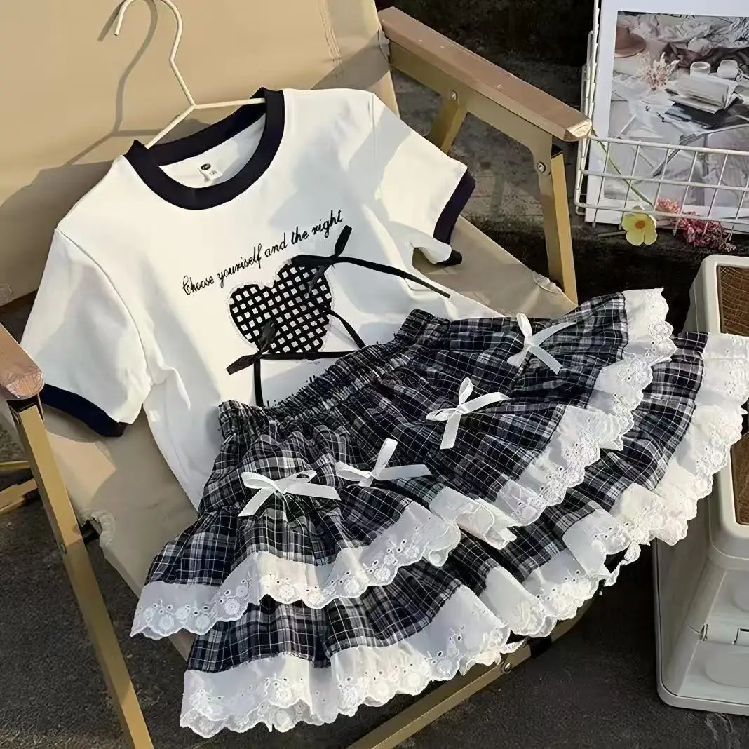 Girls' Short Sleeve Set Summer New Style Children's Stylish Short Sleeve T-shirt Bow Bow Skirt Two Piece Set
Girls' Short Sleeve Set Summer New Style Children's Stylish Short Sleeve T-shirt Bow Bow Skirt Two Piece Set