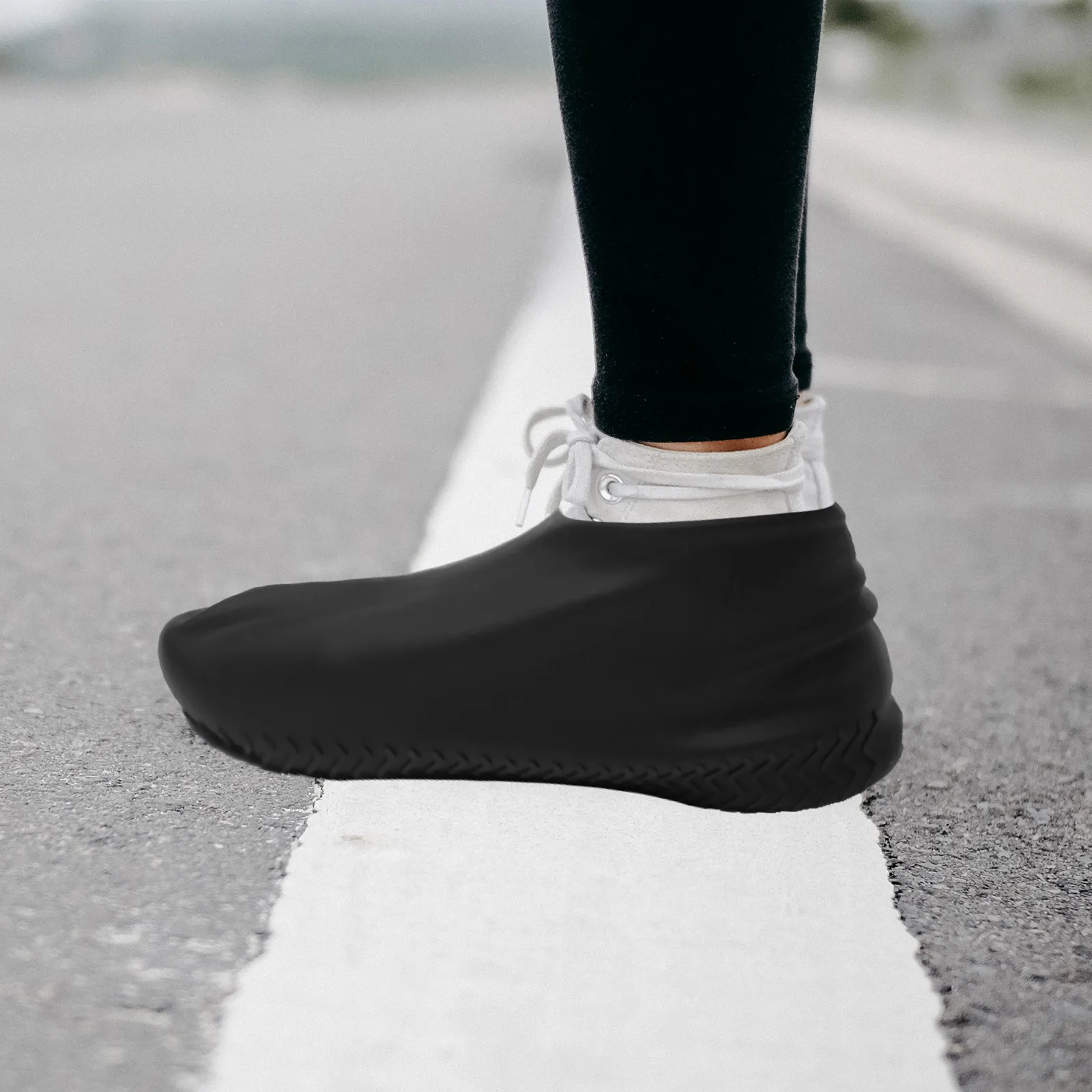 Waterproof Anti-slip Rainproof Shoe Cover Adult Shoes Protector Black Overshoes Silicone Case Outdoor Boots Men Child
Waterproof Anti-slip Rainproof Shoe Cover Adult Shoes Protector Black Overshoes Silicone Case Outdoor Boots Men Child