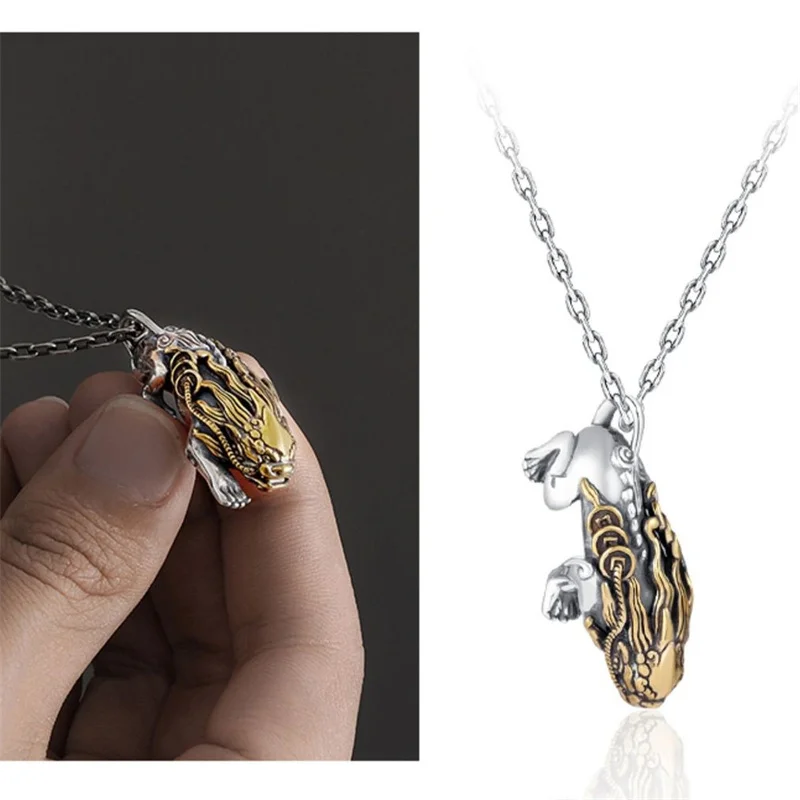 Men Necklace Vintage Carving Relief Pixiu Pendant Personality Popular Gold Silver Collision Divine Beast Necklace Male Accessory
Men Necklace Vintage Carving Relief Pixiu Pendant Personality Popular Gold Silver Collision Divine Beast Necklace Male Accessory