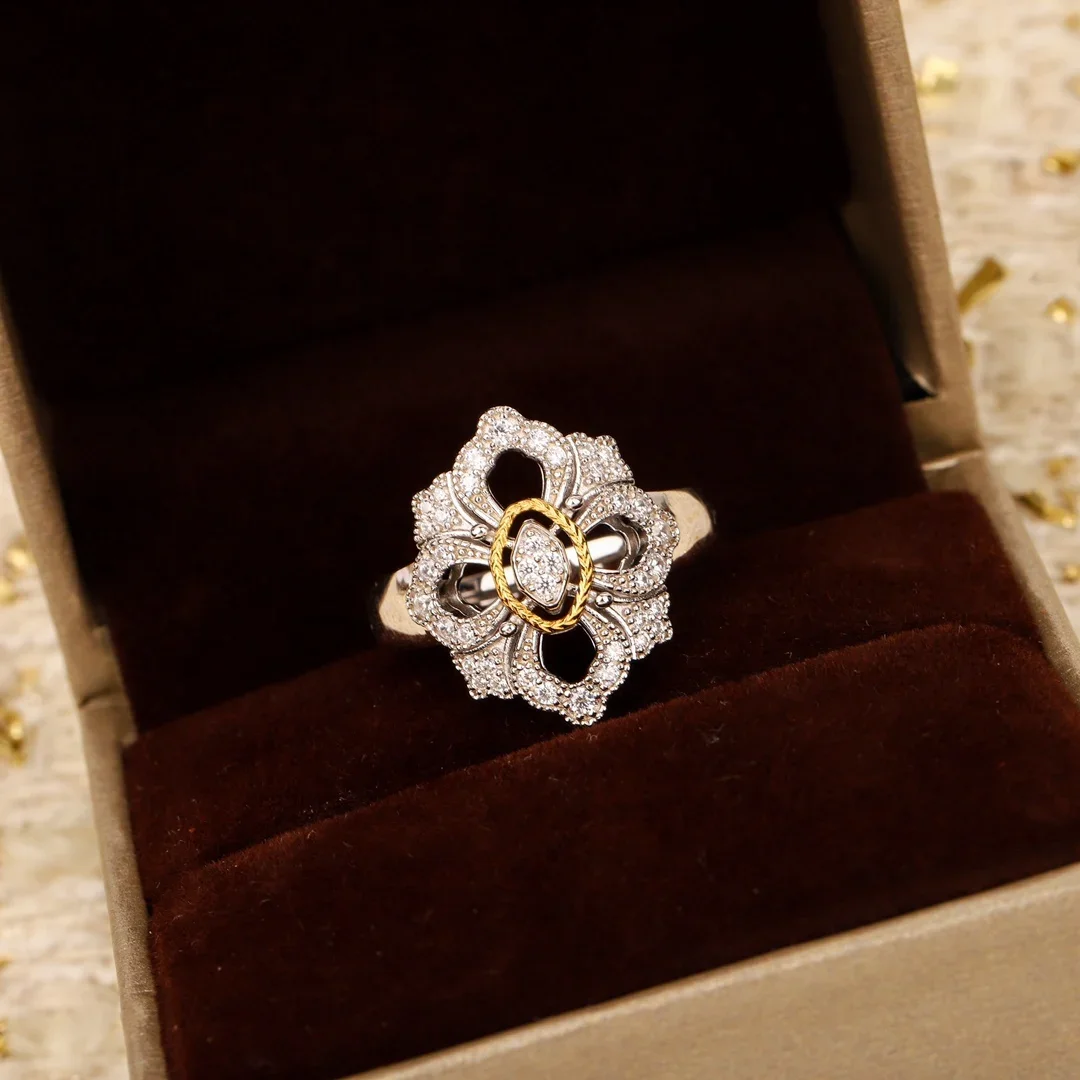 Fine Top Quality Flower Crystal 925 Silver Hollow Ring Women Charm Jewelry Exquisite Trend
Fine Top Quality Flower Crystal 925 Silver Hollow Ring Women Charm Jewelry Exquisite Trend