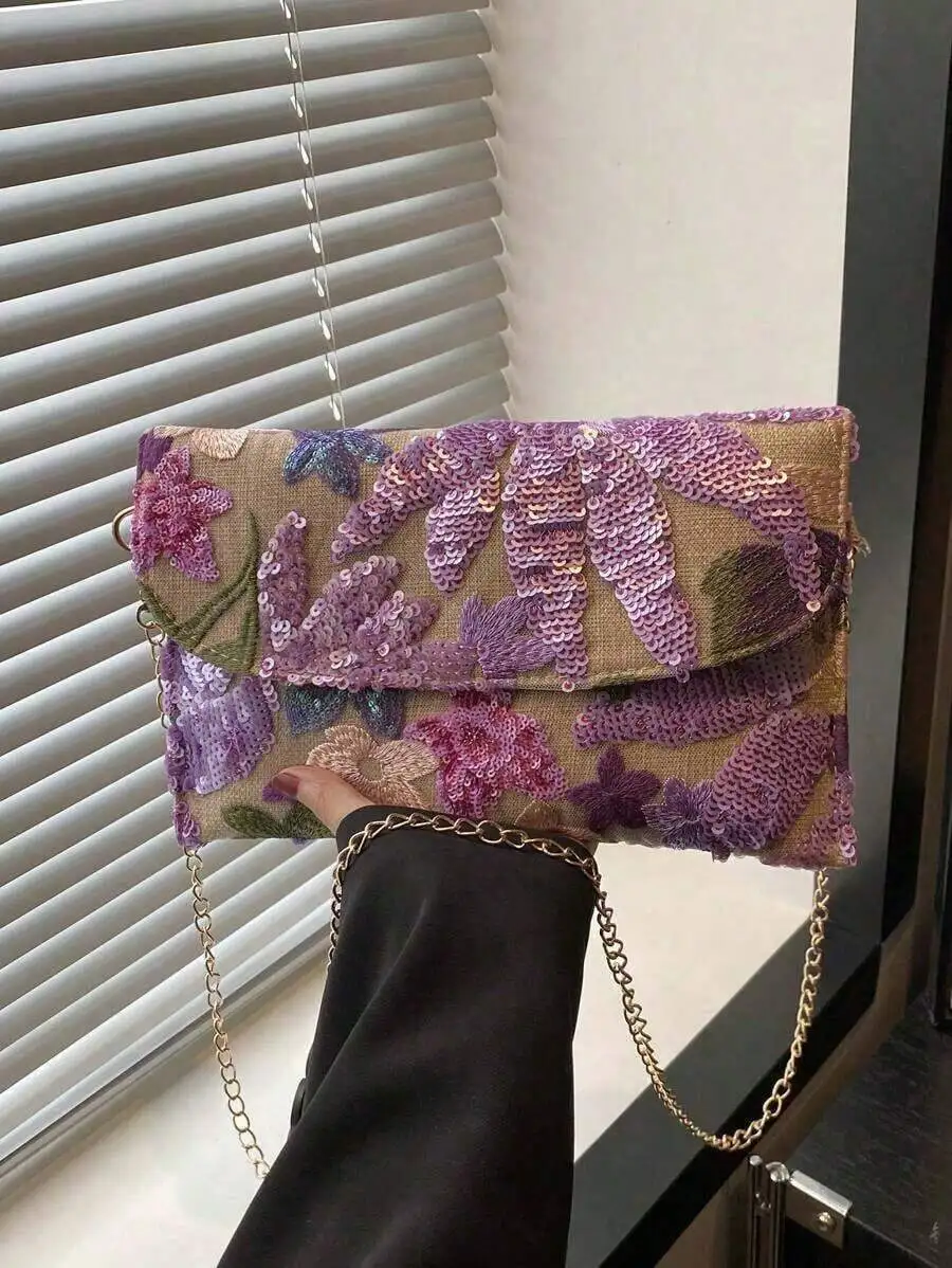 Floral Sequin Embroidery Envelope Clutch With Chain Strap For Evening Parties And Weddings
Floral Sequin Embroidery Envelope Clutch With Chain Strap For Evening Parties And Weddings