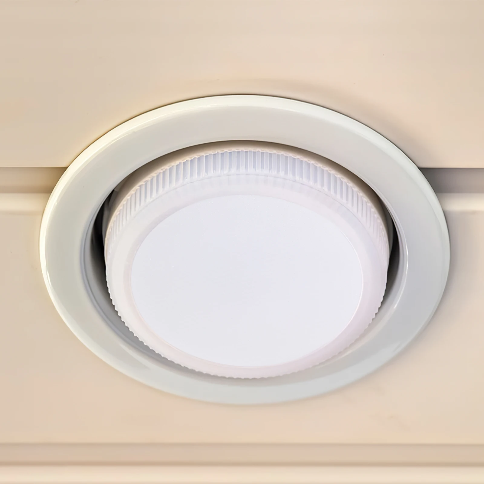 6 Pcs Spotlight DIY Materials Hanging Lamp Shade Fixture Covers Ceiling Anti Glare Lampshade Diffuser Panel Round
6 Pcs Spotlight DIY Materials Hanging Lamp Shade Fixture Covers Ceiling Anti Glare Lampshade Diffuser Panel Round