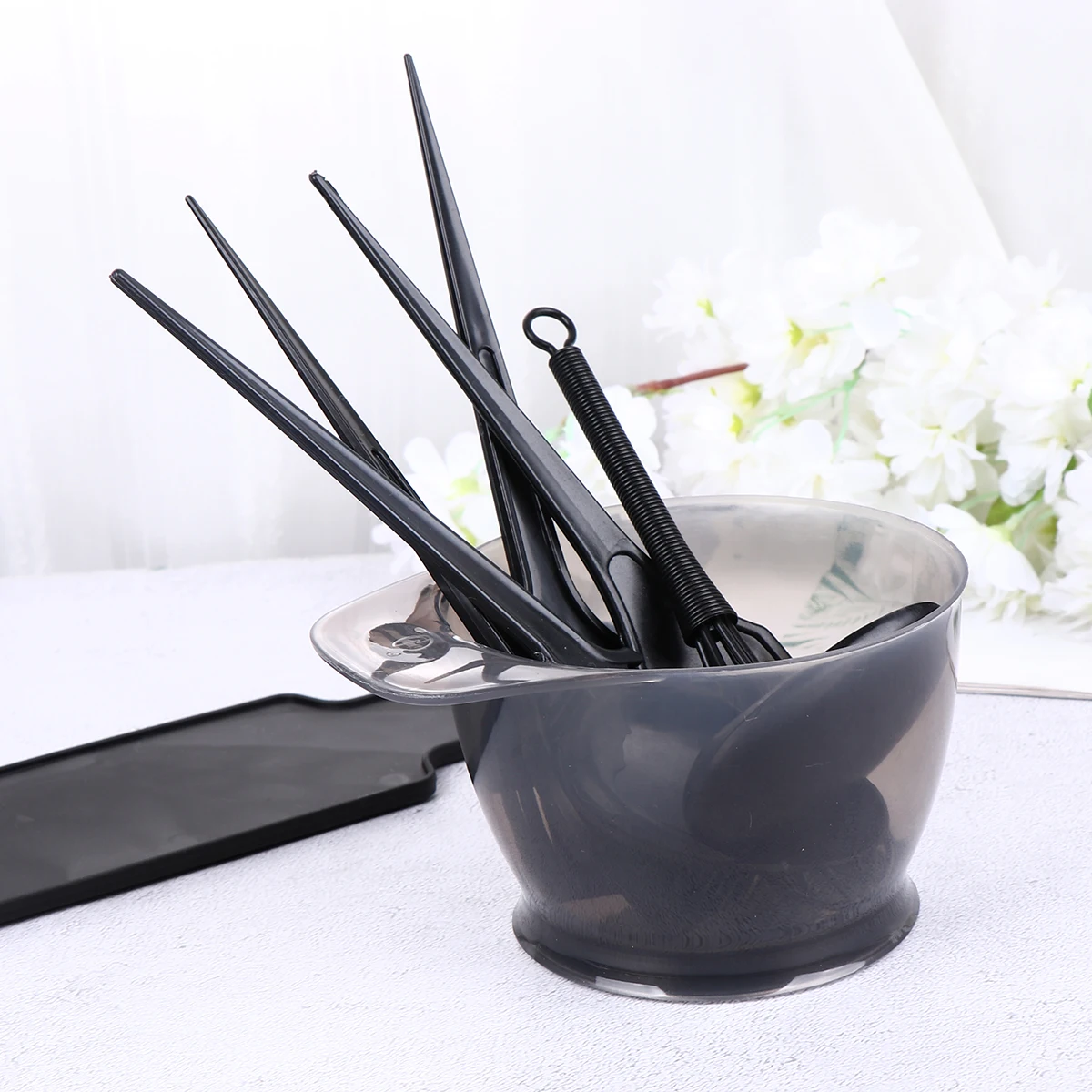 8 Pcs Kit Dye Tools Set Plastic Material DIY Hair Coloring Kit Salon Professional Large Bowl Comb Hair Dye Bowl Brush
8 Pcs Kit Dye Tools Set Plastic Material DIY Hair Coloring Kit Salon Professional Large Bowl Comb Hair Dye Bowl Brush