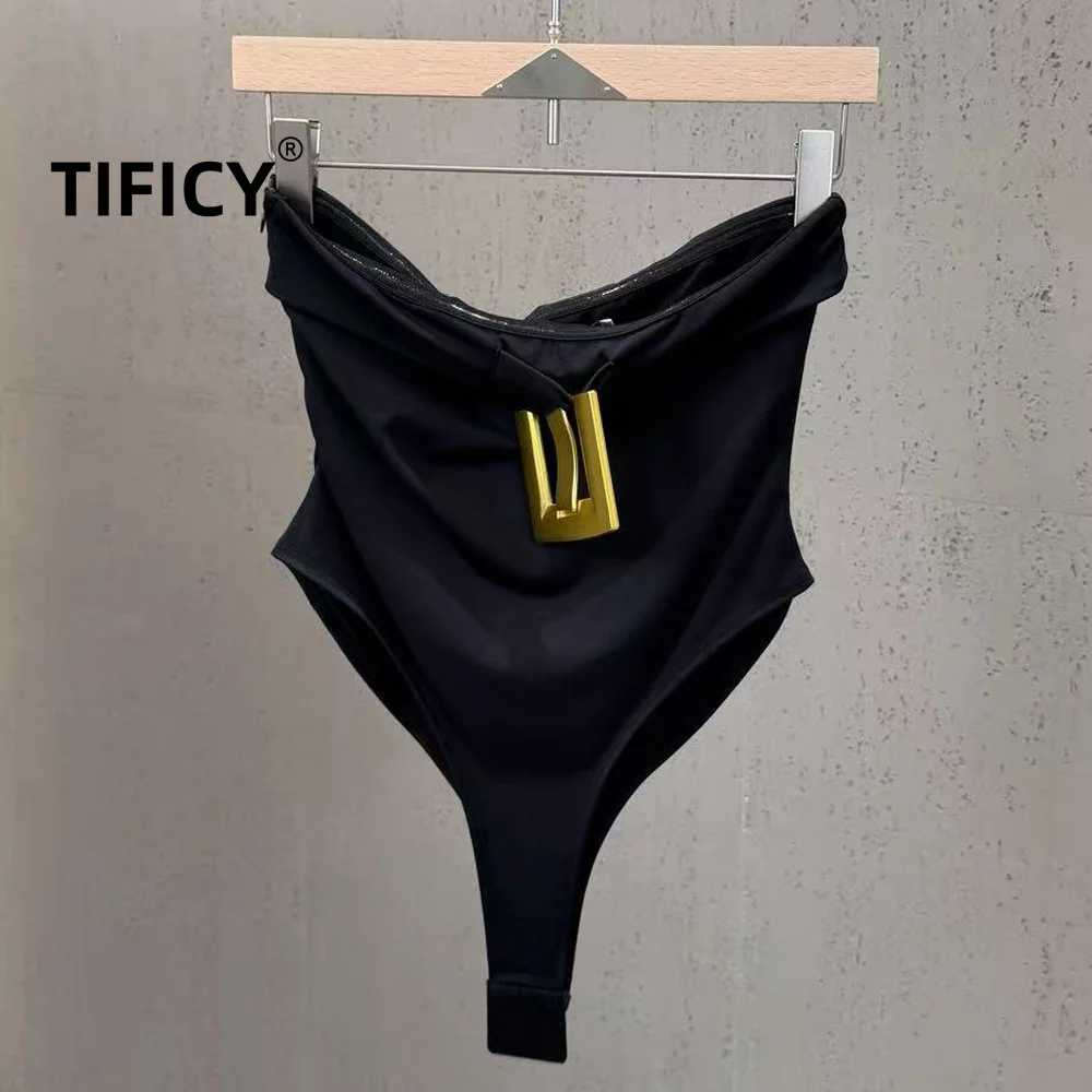 High Street Bodysuit Women's Spring/Summer Metal Decorative Cudged Triangle Joint Sexy Elastic Ins Style Strapless Jumpsuit
High Street Bodysuit Women's Spring/Summer Metal Decorative Cudged Triangle Joint Sexy Elastic Ins Style Strapless Jumpsuit