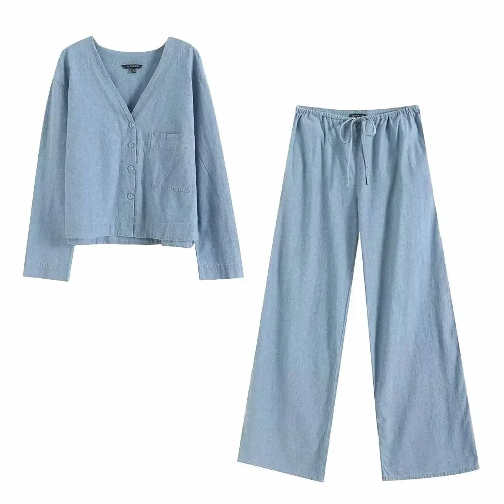 Suit Women's 2024 New Fashion Temperament Pocket Decoration V-neck Long-sleeved Shirt+elastic Waist Loose Straight Jeans Suit
Suit Women's 2024 New Fashion Temperament Pocket Decoration V-neck Long-sleeved Shirt+elastic Waist Loose Straight Jeans Suit