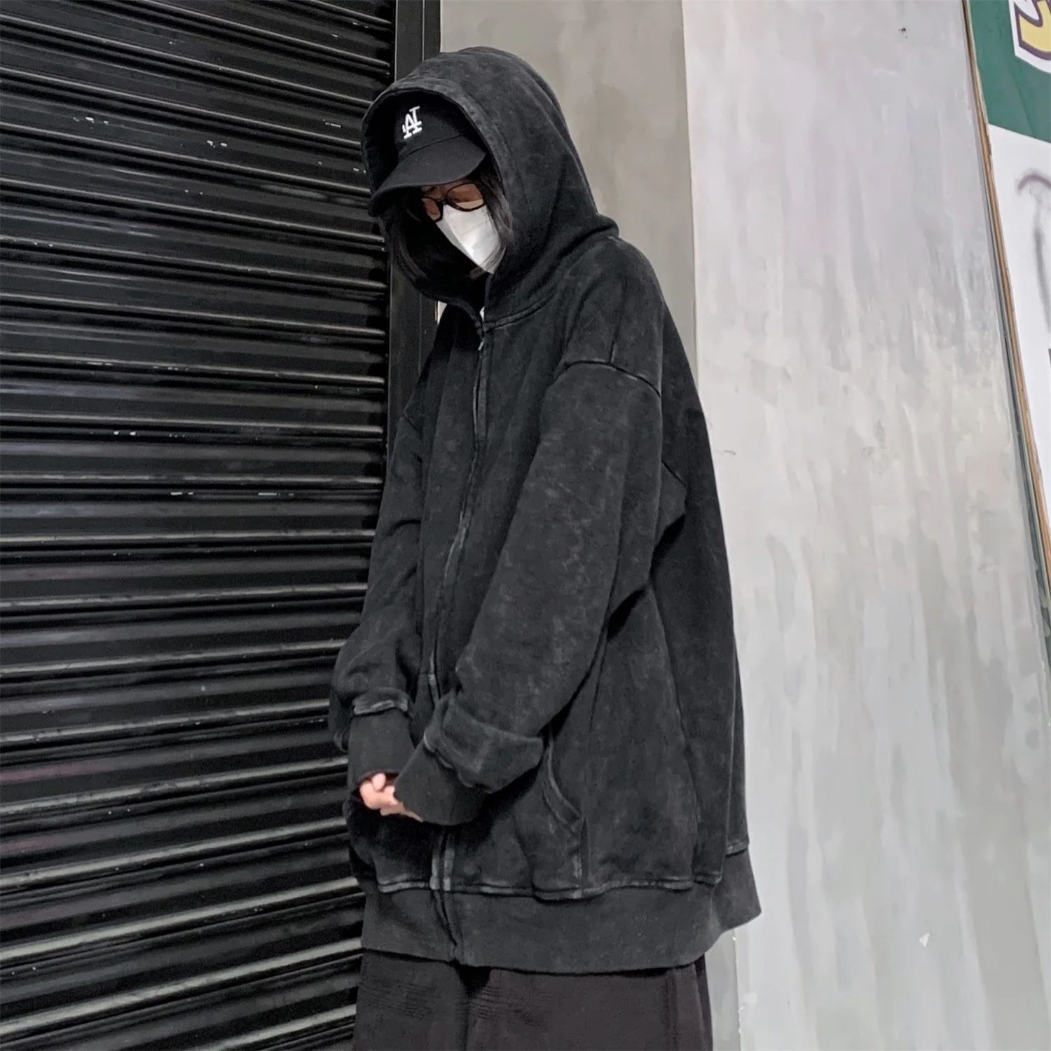 Retro Washed Zipper Open Cardigan Hoodie Unisex Autumn Outerwear Youth Casual Loose Fit Pure Color Trendy Streetwear
Retro Washed Zipper Open Cardigan Hoodie Unisex Autumn Outerwear Youth Casual Loose Fit Pure Color Trendy Streetwear