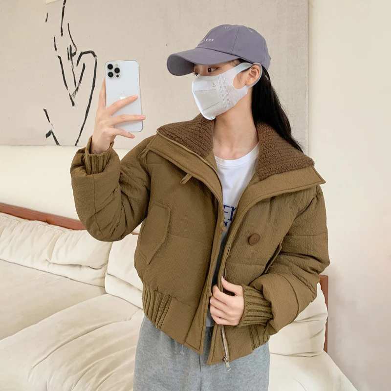 2023 New Vintage Lapel Collar Lamb Wool Cotton Coat Women's Short Cotton Jackets Female Solid Thicken Loose Warm Tops
2023 New Vintage Lapel Collar Lamb Wool Cotton Coat Women's Short Cotton Jackets Female Solid Thicken Loose Warm Tops