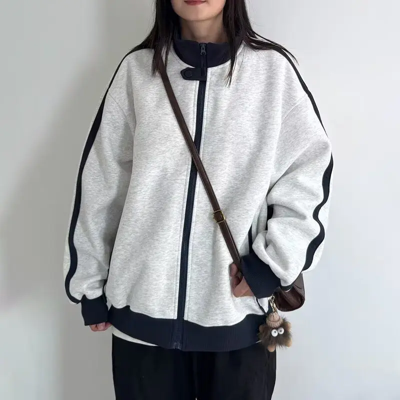 Свободный мужской Jaet 2024, весенне-осенний Sli Harajuku Sle, корейская версия, трендовая уличная подставка из полиэстера, подходит для Long Sve
Свободный мужской Jaet 2024, весенне-осенний Sli Harajuku Sle, корейская версия, трендовая уличная подставка из полиэстера, подходит для Long Sve