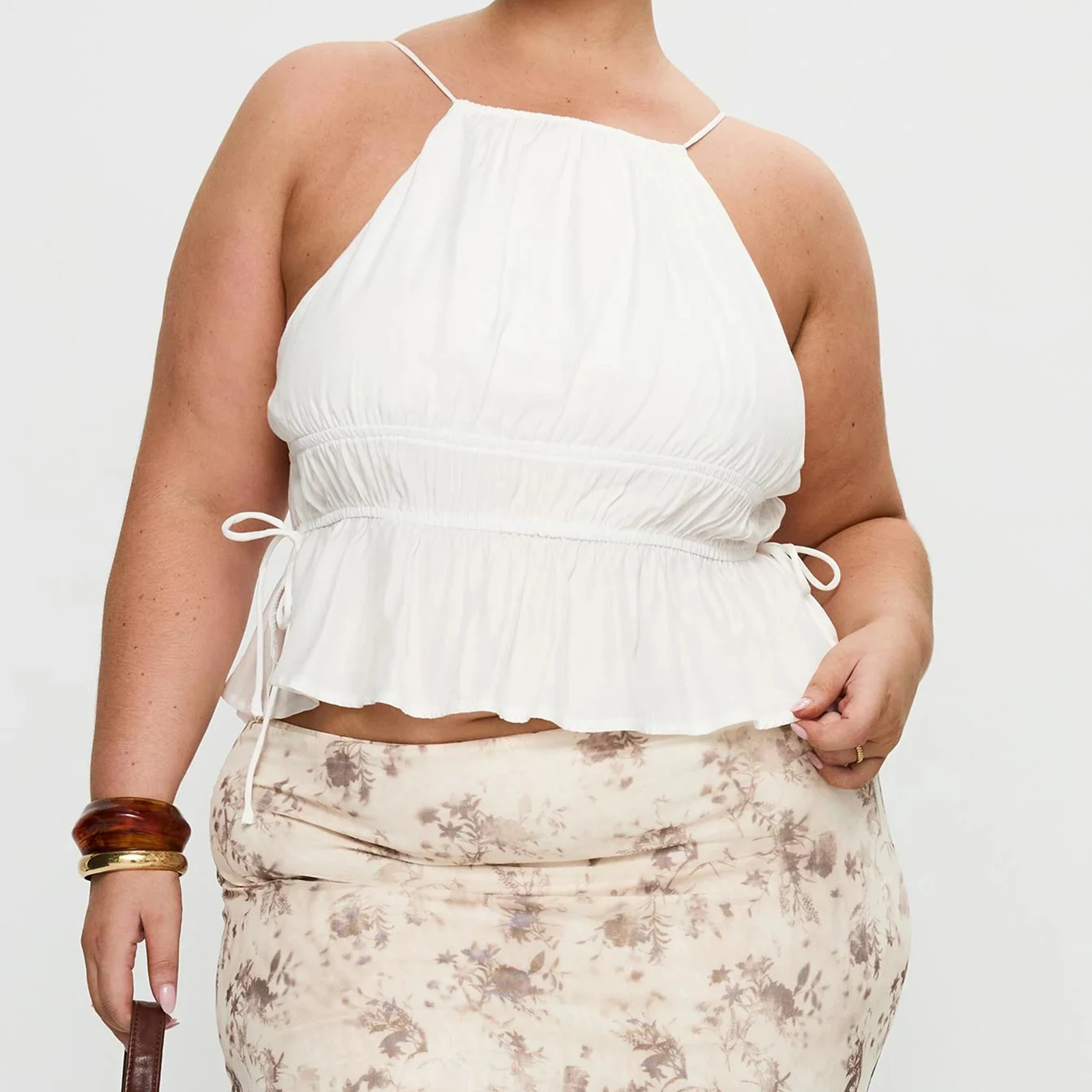 2025 Women's Plus Size Cami Tops Solid Color Square Neck Spaghetti Strap Side Split Ruffle Shirts Casual Summer Plus Size Tanks
2025 Women's Plus Size Cami Tops Solid Color Square Neck Spaghetti Strap Side Split Ruffle Shirts Casual Summer Plus Size Tanks