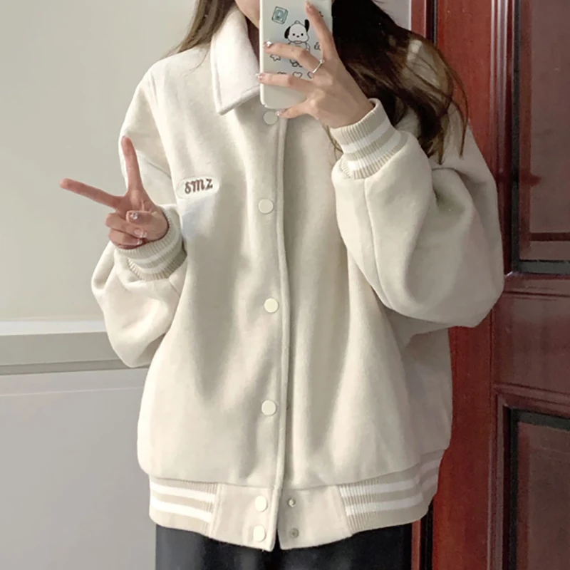 Women Casual Loose Cardigan Coat Autumn Winter Long Sleeve Baseball Coat Pocket Buttons Thickened Women Jacket Coat
Women Casual Loose Cardigan Coat Autumn Winter Long Sleeve Baseball Coat Pocket Buttons Thickened Women Jacket Coat