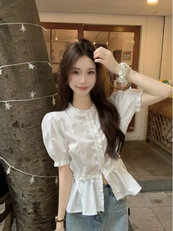 White Simple Design Women's Shirt Slim Fit Short Sleeve Waist Cinched Spring Summer Trendy Korean Style Commute Wind Shirt
White Simple Design Women's Shirt Slim Fit Short Sleeve Waist Cinched Spring Summer Trendy Korean Style Commute Wind Shirt