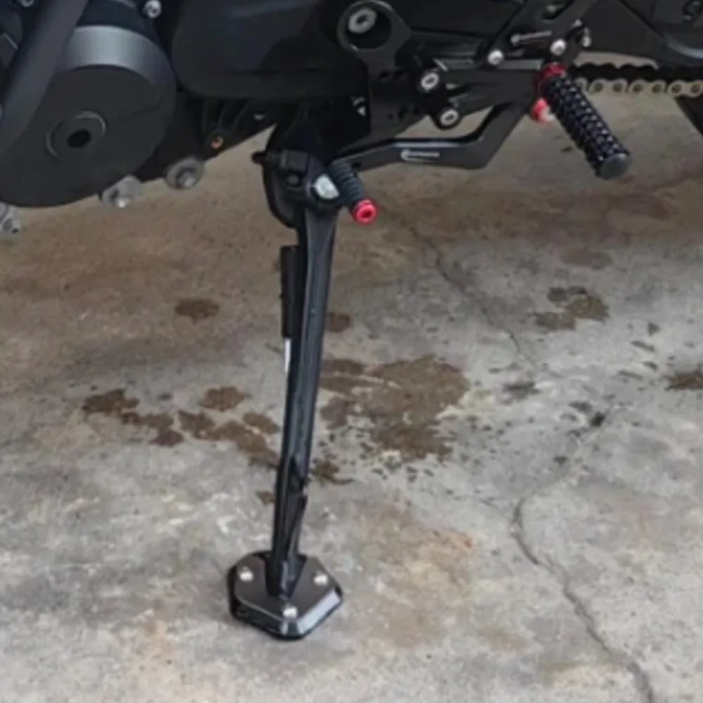 Side Stand Enlarger Kickstand Enlarge Plate Extension Pad For CFMOTO CF MOTO 800NK 800 NK 2023 2024+ Motorcycle Accessories
Side Stand Enlarger Kickstand Enlarge Plate Extension Pad For CFMOTO CF MOTO 800NK 800 NK 2023 2024+ Motorcycle Accessories