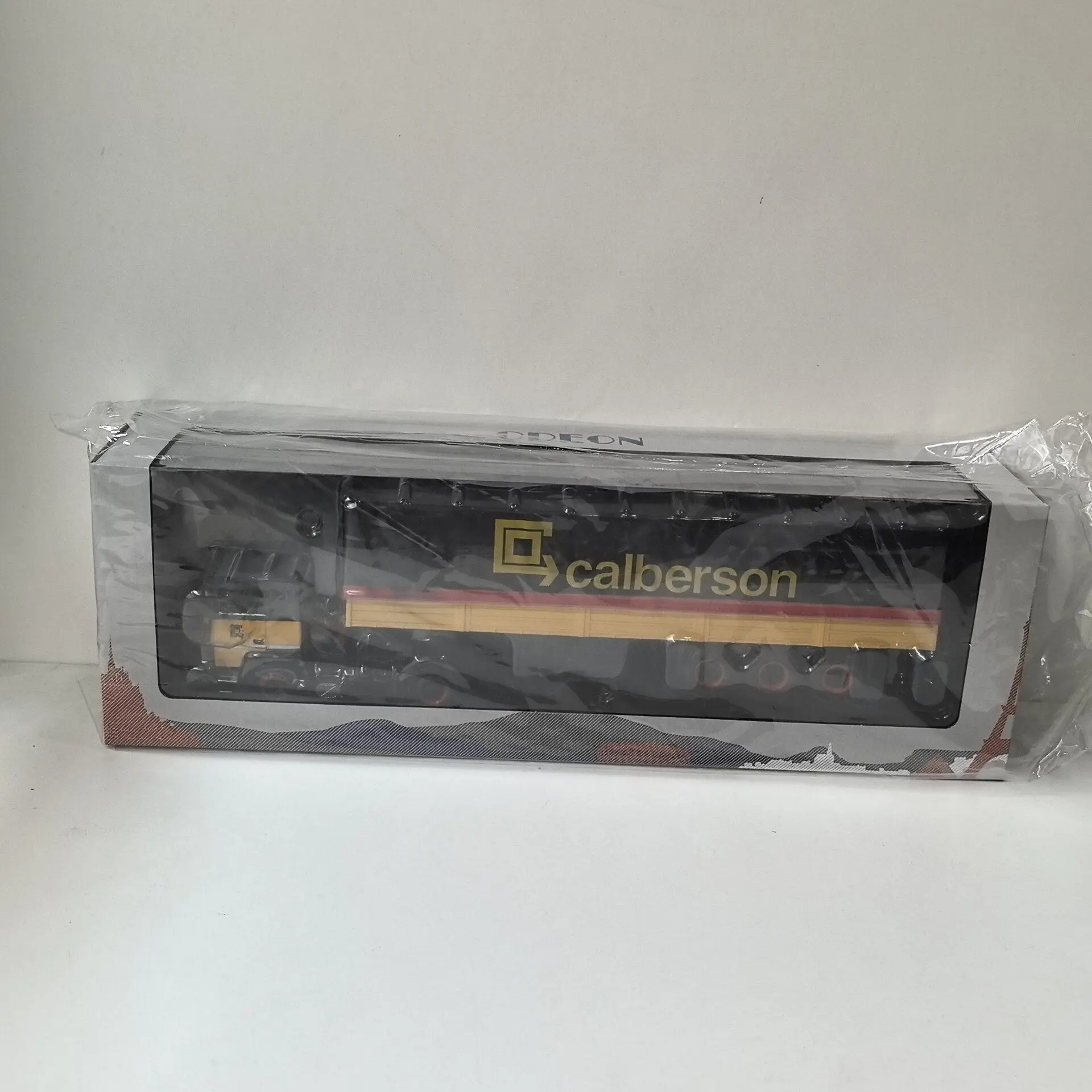 Diecast ODION 1/43 Scale RENAULT R310 Trailer Truck Front Alloy Carriage Plastic D8 Alloy Car Model
Diecast ODION 1/43 Scale RENAULT R310 Trailer Truck Front Alloy Carriage Plastic D8 Alloy Car Model