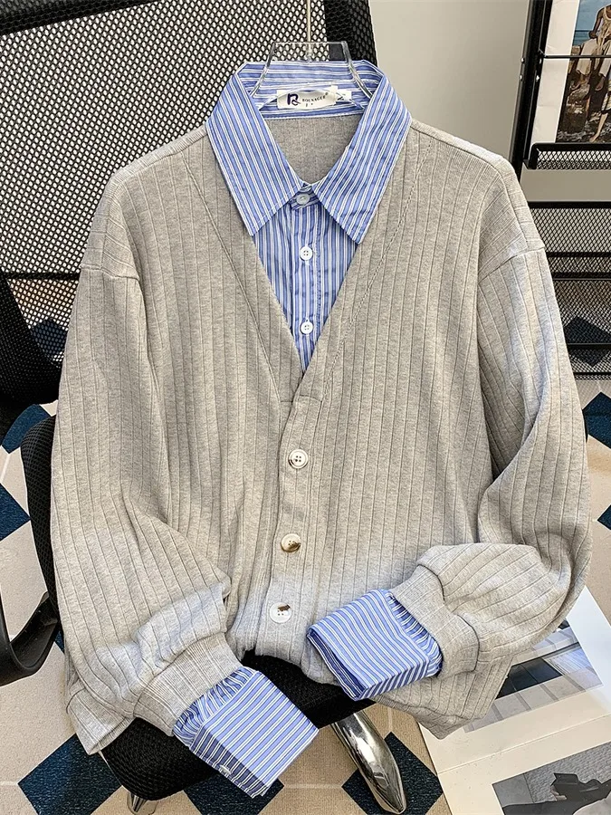 Мужской повседневный вязаный свитер с воротником-стойкой, искусственный двухсекционный цветной полосатый узор, осенняя модная верхняя одежда
Мужской повседневный вязаный свитер с воротником-стойкой, искусственный двухсекционный цветной полосатый узор, осенняя модная верхняя одежда