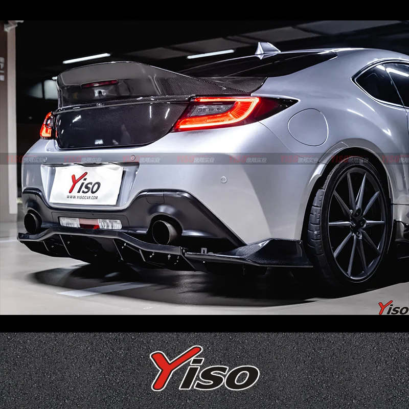 Suitable for the 2022 GR86 BRZ Varis carbon fiber Rear Lip Modified encirclement 2022 GR86 BRZ Varis Rear spoiler
Suitable for the 2022 GR86 BRZ Varis carbon fiber Rear Lip Modified encirclement 2022 GR86 BRZ Varis Rear spoiler