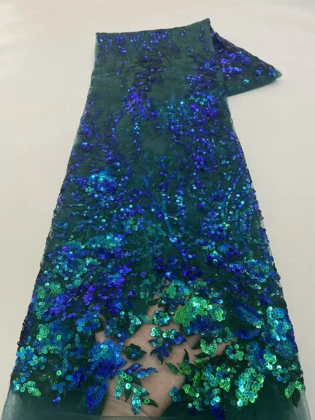 Nigerian Lace Fabric with Sequins 2025 High Quality African French Mesh Lace Fabric For Women Wedding Dresses Sew
Nigerian Lace Fabric with Sequins 2025 High Quality African French Mesh Lace Fabric For Women Wedding Dresses Sew