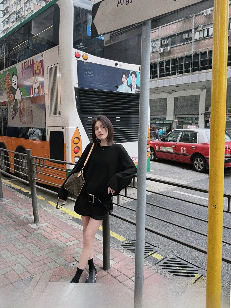 Lazy Style round Neck Knitted Sweater Frilled Paper Person Soft Loose Fit Casual Cleanfit Female Fashion Spring Wear
Lazy Style round Neck Knitted Sweater Frilled Paper Person Soft Loose Fit Casual Cleanfit Female Fashion Spring Wear