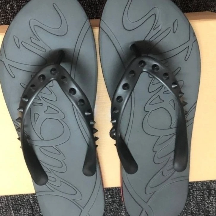 Flip-flops on red soles, men's and women's same shoes, couples three-dimensional printing personalized casual shoes, slippers
Flip-flops on red soles, men's and women's same shoes, couples three-dimensional printing personalized casual shoes, slippers