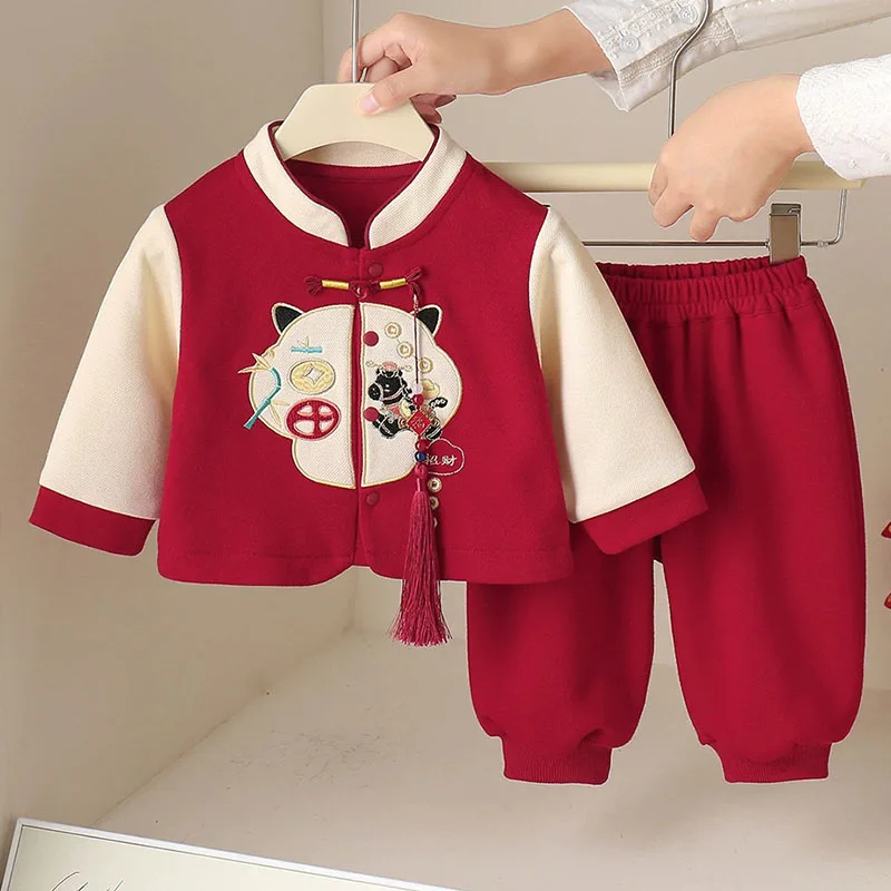 2PCS Sets Outfits Autumn Toddler Boy Outfits Chinese Style New Year Cartoon Long Sleeve Baby Tops And Bottom Newborn Items B345
2PCS Sets Outfits Autumn Toddler Boy Outfits Chinese Style New Year Cartoon Long Sleeve Baby Tops And Bottom Newborn Items B345