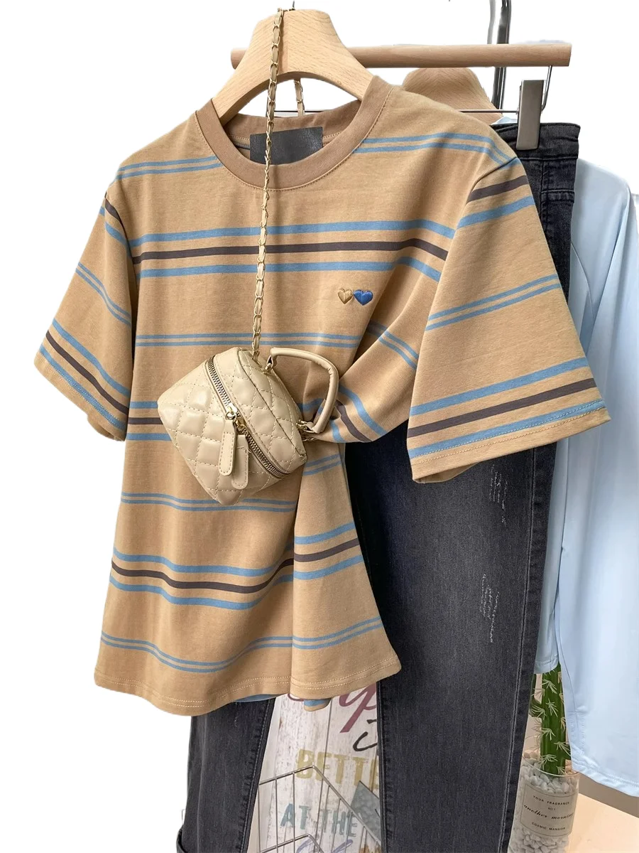 Striped Short Sleeved T-shirt Women Summer 2025 New Heart Embroidery Loose Tee Korean Version Round Neck Versatile Top
Striped Short Sleeved T-shirt Women Summer 2025 New Heart Embroidery Loose Tee Korean Version Round Neck Versatile Top
