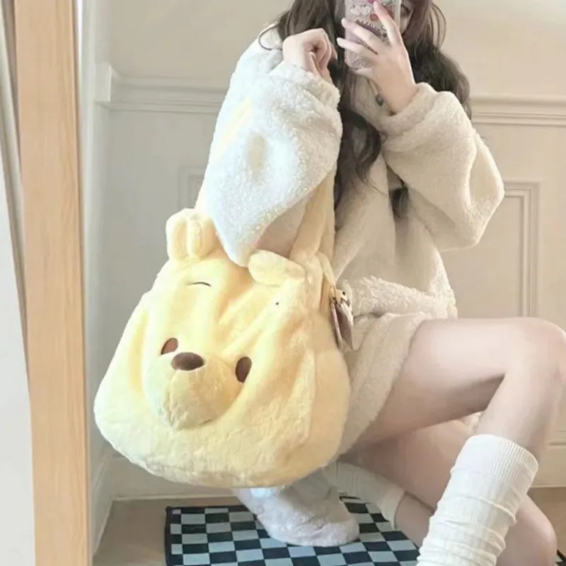 Disney Cute Winnie the Bear Zipper Shoulder Bag Plush Y2k Cute Cartoon Student Large Capacity Pooh Bear Shoulder Tote Handbag
Disney Cute Winnie the Bear Zipper Shoulder Bag Plush Y2k Cute Cartoon Student Large Capacity Pooh Bear Shoulder Tote Handbag