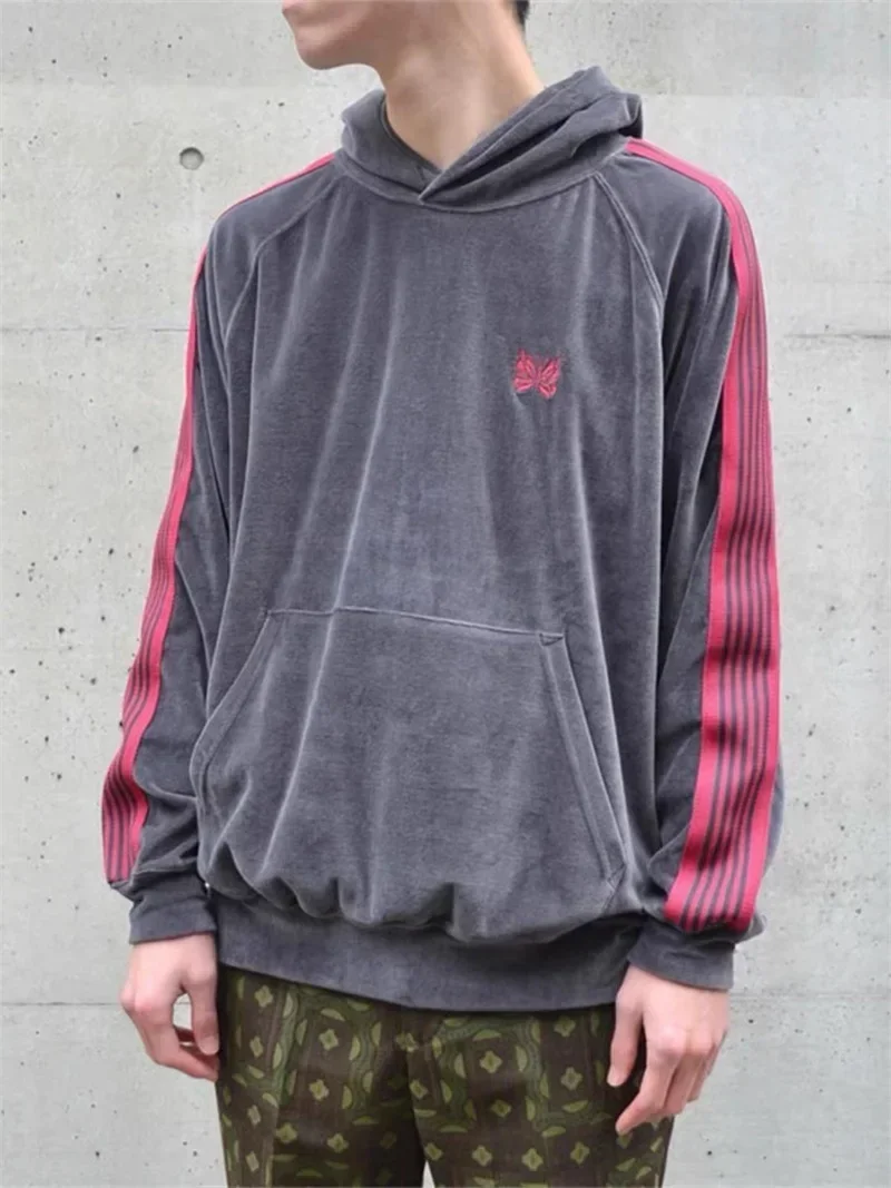 25ss Casual Butterfly Embroidery Velvet Hoodies High Quality Womens Stripe Sweatshirt Oversized Men Clothing With Tags
25ss Casual Butterfly Embroidery Velvet Hoodies High Quality Womens Stripe Sweatshirt Oversized Men Clothing With Tags