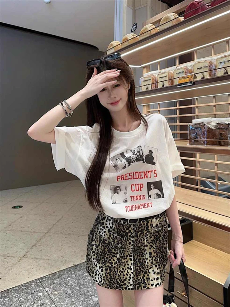 American Pure Desire Sle Women's ort Sve Print Top And Leopard Print Skirt Summer Faion Set High Waist Casual Wear
American Pure Desire Sle Women's ort Sve Print Top And Leopard Print Skirt Summer Faion Set High Waist Casual Wear