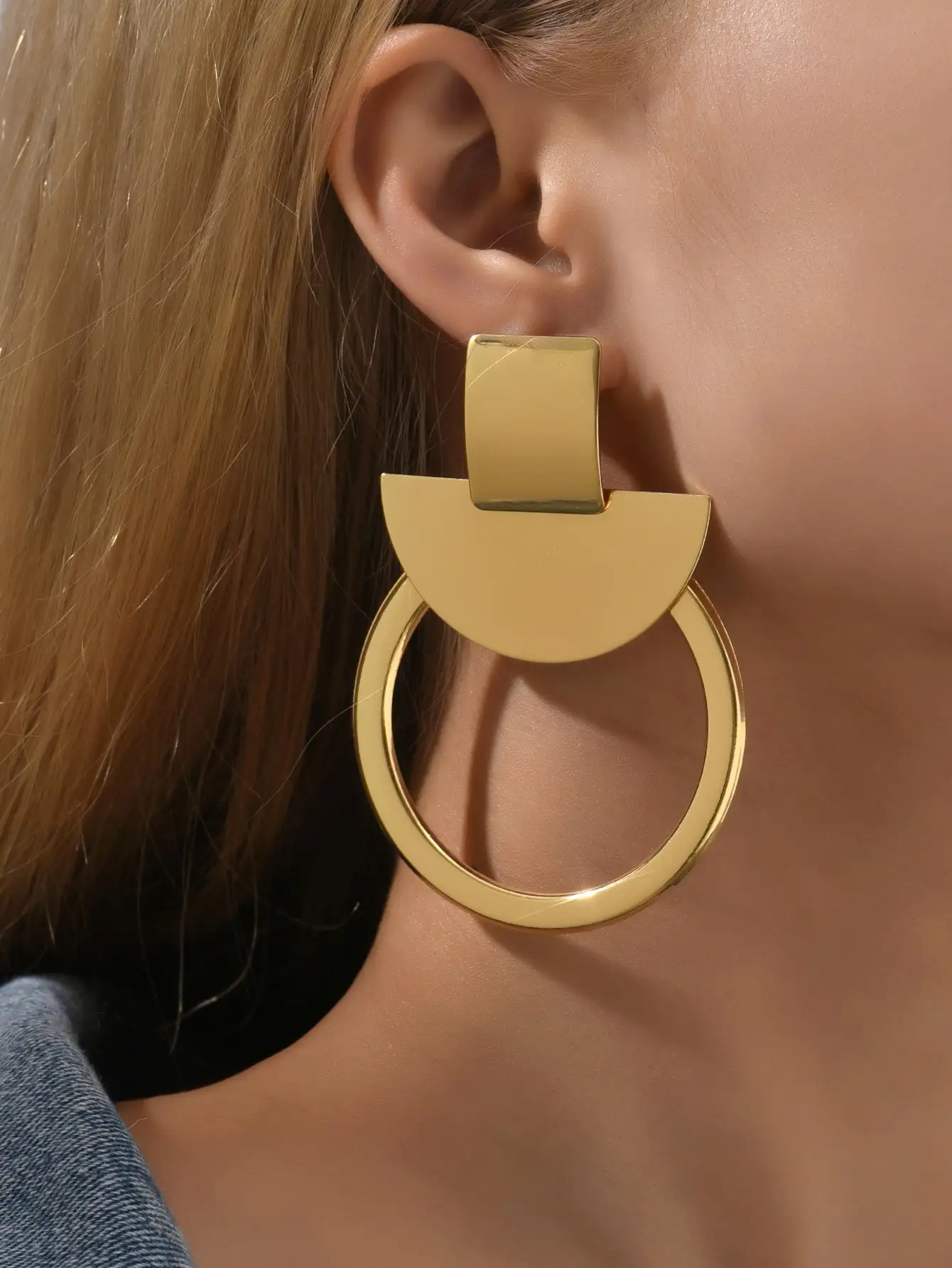 Geometric Gold Drop Earrings with Circle and Half-Moon Design for Women
Geometric Gold Drop Earrings with Circle and Half-Moon Design for Women