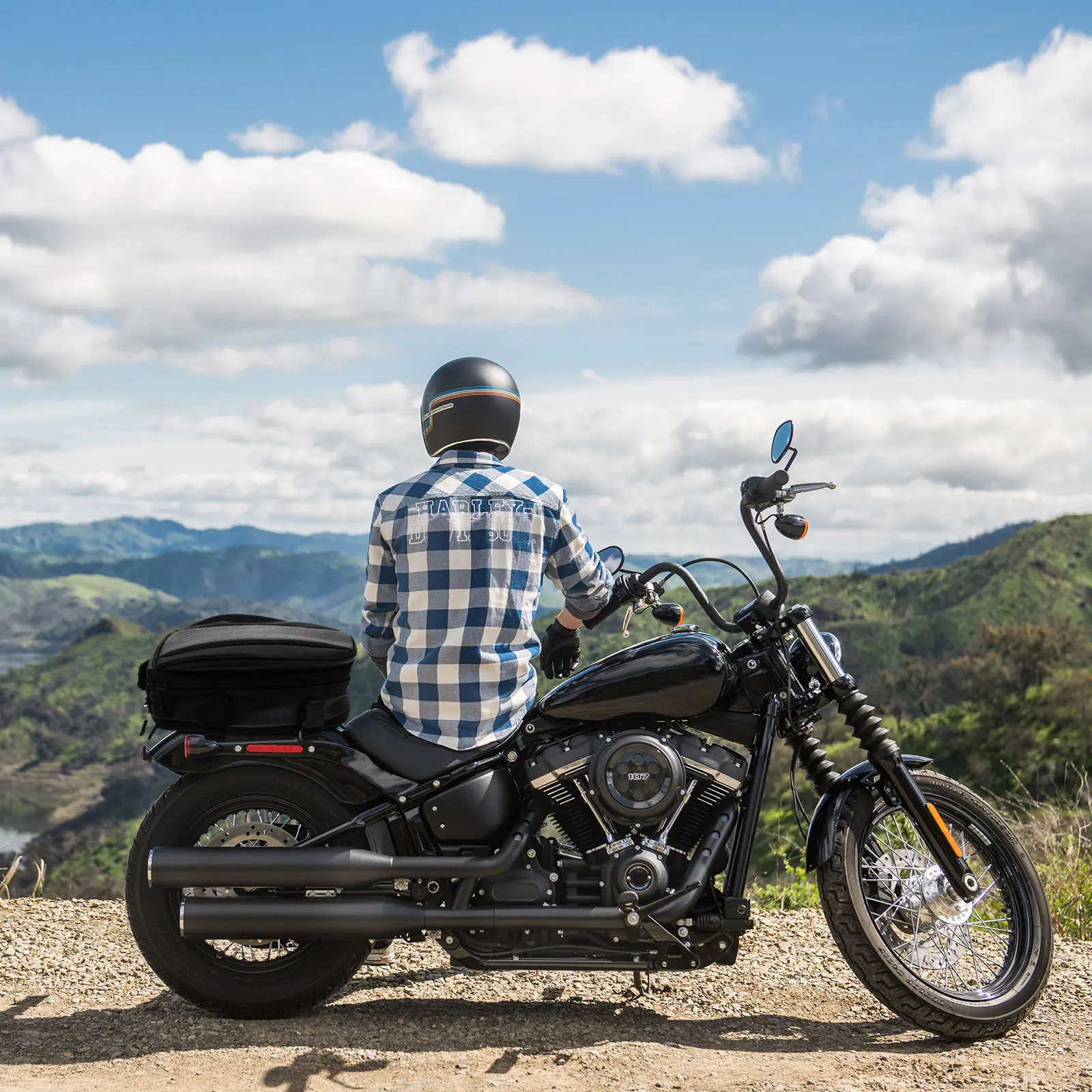 1Pcs High-Quality Flexible Motorcycle Rear Seat Bag Lightweight Waterproof Tail Storage Bag for Dirt Bike Motorbike Back Seat
1Pcs High-Quality Flexible Motorcycle Rear Seat Bag Lightweight Waterproof Tail Storage Bag for Dirt Bike Motorbike Back Seat