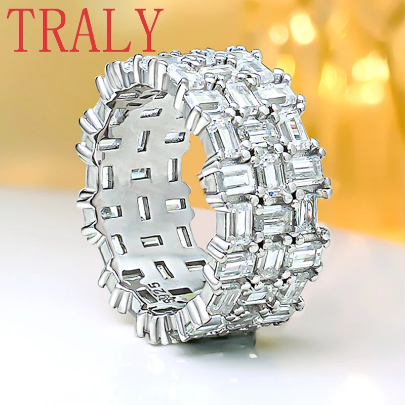 Fashionable luxury niche design S925 sterling silver inlay with emerald cut diamond high carbon diamond ring
Fashionable luxury niche design S925 sterling silver inlay with emerald cut diamond high carbon diamond ring