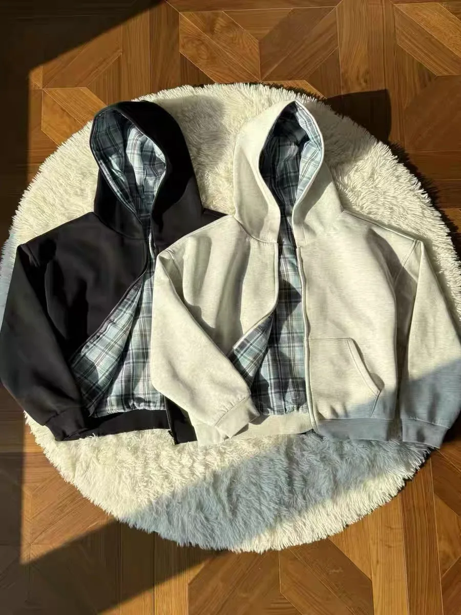 Двусторонняя синяя клетчатая толстовка на молнии или широкий мужской дизайн Senation для поездок на работу Топ повседневный свободный крой из полиэфирного волокна
Двусторонняя синяя клетчатая толстовка на молнии или широкий мужской дизайн Senation для поездок на работу Топ повседневный свободный крой из полиэфирного волокна